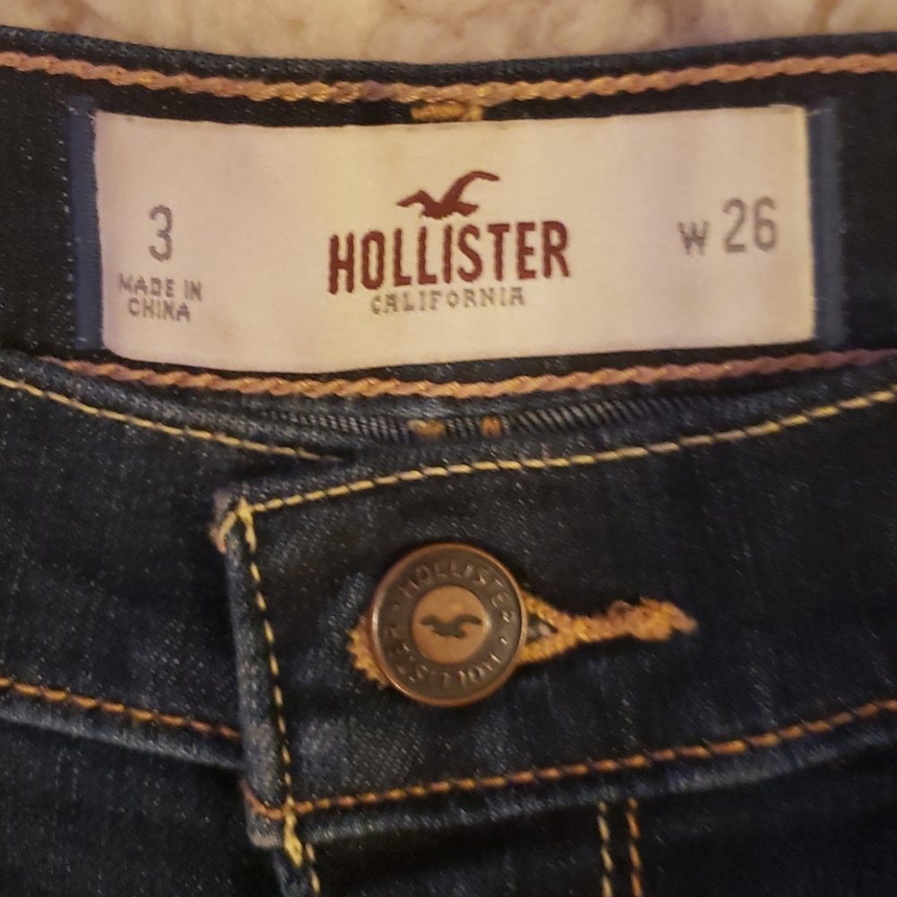 HOLLISTER Short - Picture 8 of 16